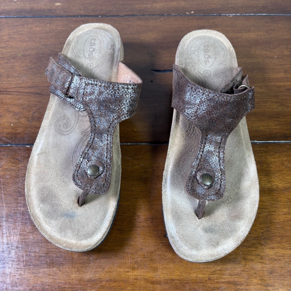 Taos Thong Sandals Womens 8-8.5 Bronze Metallic Leather Cork Slide Spain Comfort